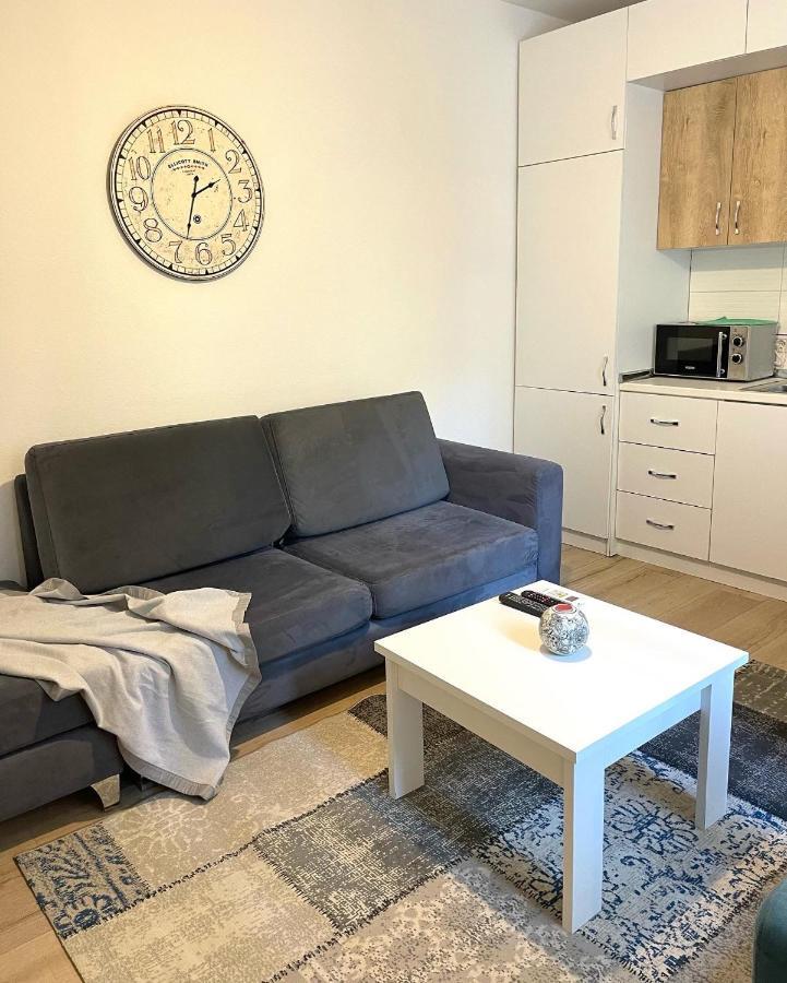 Apartment In The New Bazaar Of Tirana - Hana Blu Экстерьер фото