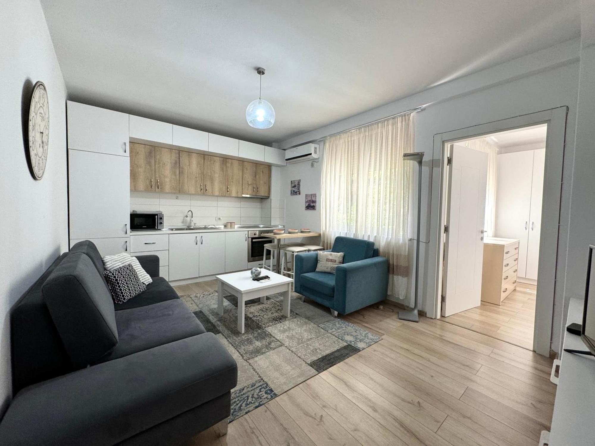 Apartment In The New Bazaar Of Tirana - Hana Blu Экстерьер фото