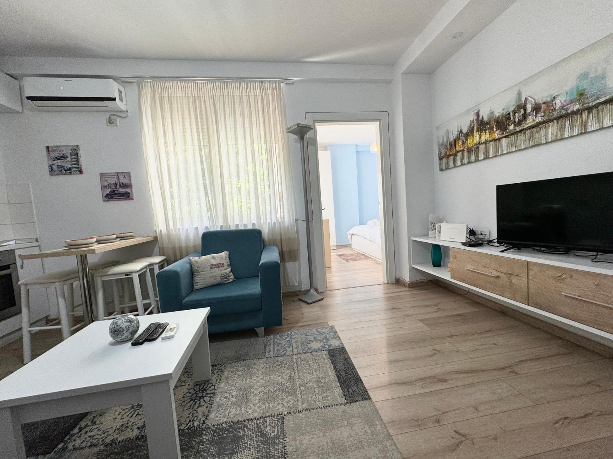 Apartment In The New Bazaar Of Tirana - Hana Blu Экстерьер фото